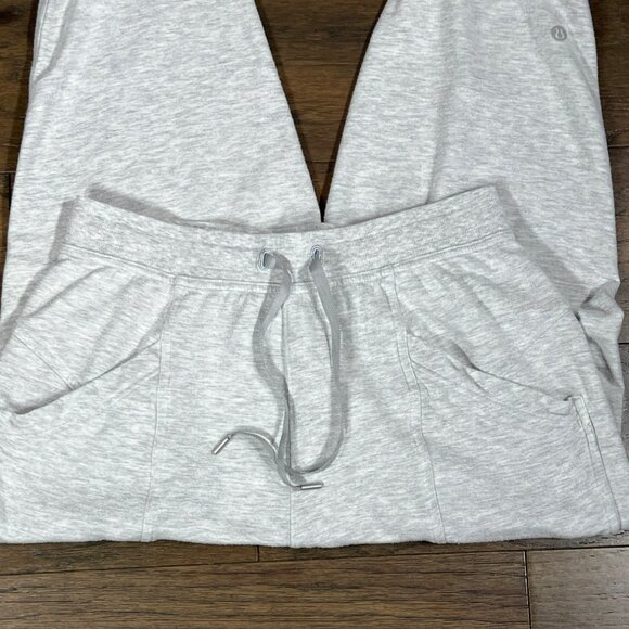 LULULEMON Classic Jersey Joggers High Rise Gray Sz 6 EUC - Picture 2 of 5